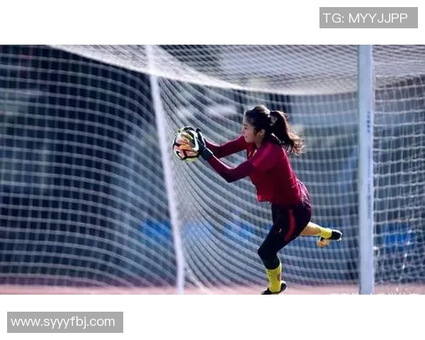 足球明星青春岁月中的美丽瞬间女生照片回顾